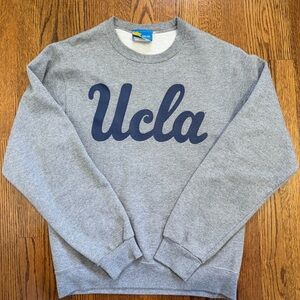 UCLA Bruin Basic Threads Crewneck Gray Sweatshirt Size Small